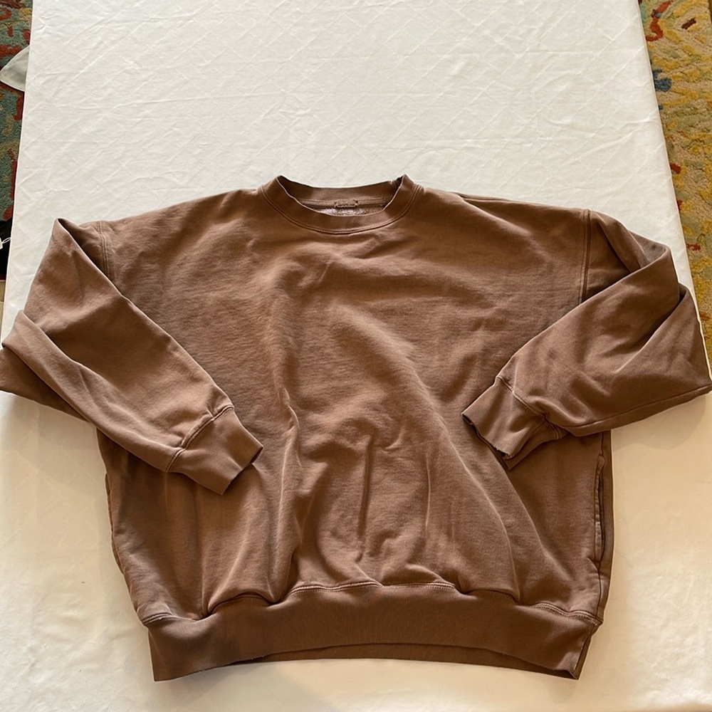 Brandy Melville J Galt women’s crewneck sweatshirt pockets brown oversized